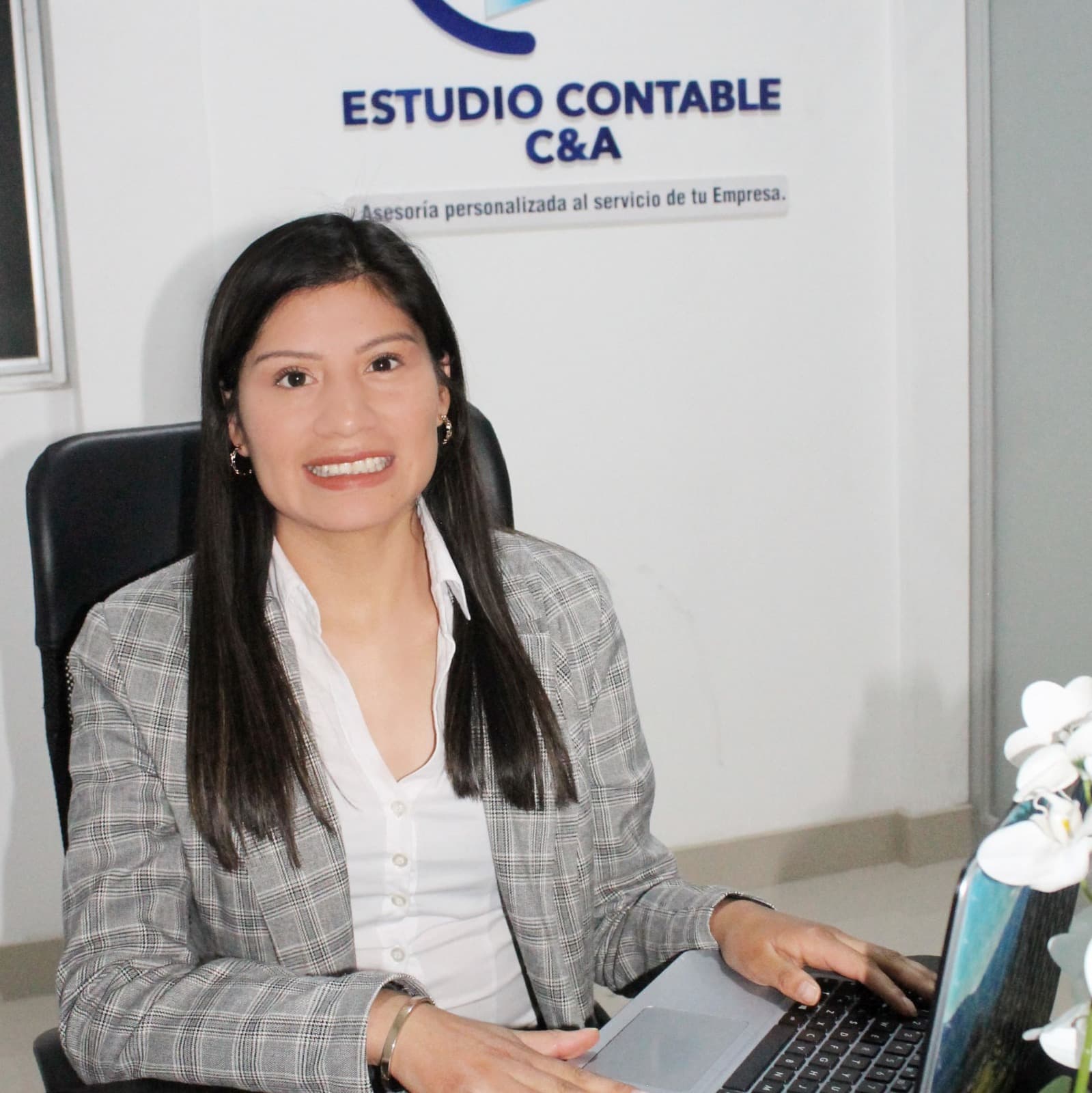 Shirley Saenz